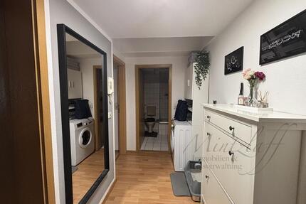 Gemütliche 2-Raum-Wohnung mit Einbauküche und Blick zum Tangermünder Tor - Stendal