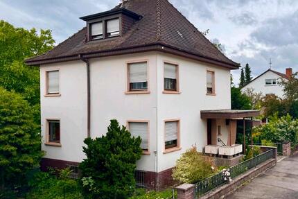 2 Familien Haus - 365.000,00&nbsp;EUR Kaufpreis, ca.&nbsp; 135,00&nbsp;m&sup2; in Pforzheim (PLZ: 75181) Eutingen