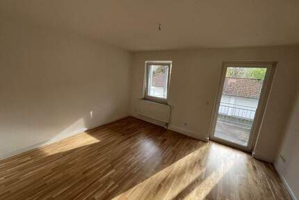 Sanierte 3-Zimmerwohnung mit großem Balkon - Detmold Innenstadt