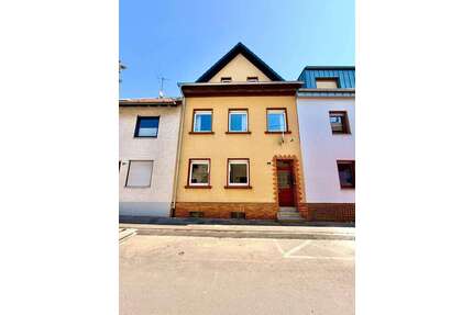 Haus zum Kaufen in Bad Hönningen 199.000,00 € 148.28 m²