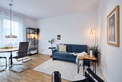 RESERVIERT! EINFACH NUR WOHLFÜHLEN! Helle 4-Zi-Eck-Whg. mit gr. Balkon, Tageslichtbad & Gäste-WC! - Nürnberg Laufamholz