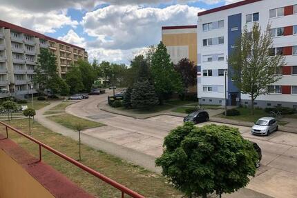 3-Raumwohnung mit geräumiger Wohnküche und Balkon - Osterburg (Altmark)