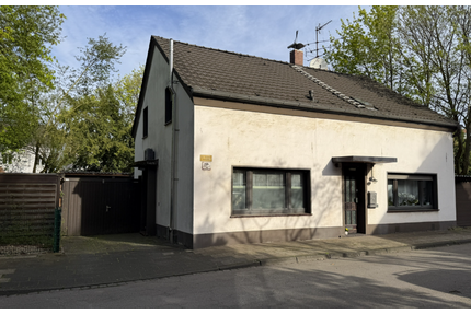 Haus zum Kaufen in Duisburg 119.000,00 € 130 m²
