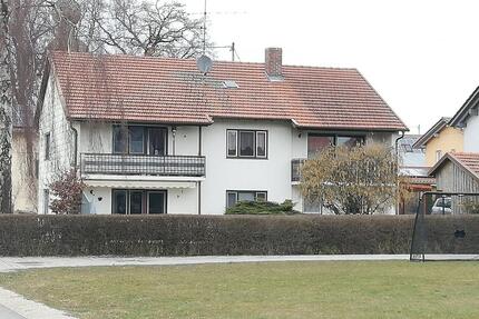 Renovierungsbedürftiges Zweifamilienhaus - Erding