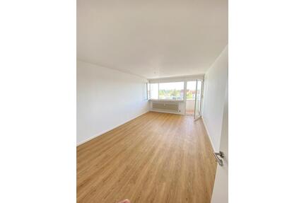 Helle renovierte 3,5 Zimmer Wohnung 2 Balkone und Stellplatz - Bamberg Bamberg-Ost