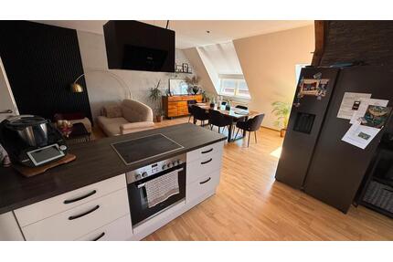 Schöne, helle Dachgeschosswohnung zu vermieten - Alfhausen