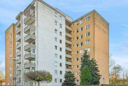 Wohnung zum Kaufen in Schwentinental 145.000,00 € 93 m²