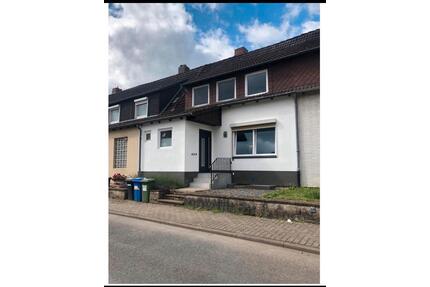 Reihenmittelhaus mit Garten - 279.000,00&nbsp;EUR Kaufpreis, ca.&nbsp; 101,00&nbsp;m&sup2; in Salzgitter (PLZ: 38226)