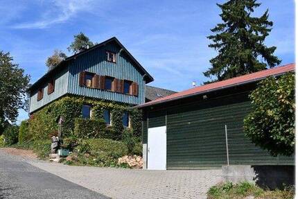 Großes Forsthaus mit Halle & Grundstück - ideal für Gewerbe oder Handwerk - nahe Edersee! - Vöhl