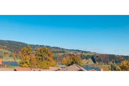Berg-Seeblick: 2-Zimmer-Wohnung mit Balkon und Einbauküche - Immenstadt im Allgäu