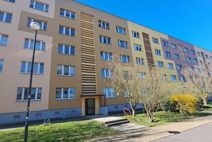 Schöne, sanierte 2 Raum Wohnung mit Balkon in Waltershausen zu vermieten
