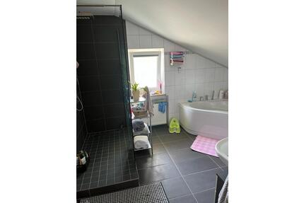 Moderne Eigentumswohnung neues Zuhause oder Kapitalanlage - Regen