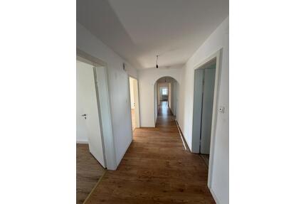 Helle freundliche 4-Zimmer-Wohnung - Steinach
