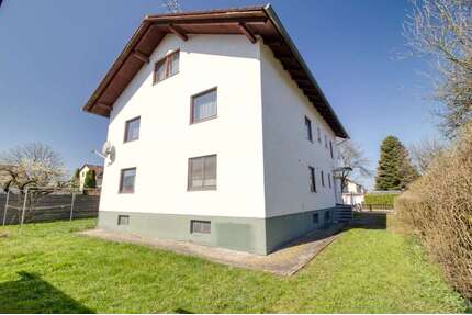 Haus zum Kaufen in Großkarolinenfeld 740.000,00 € 220 m²