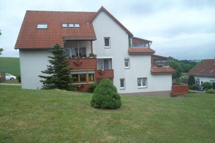 Gemütliche 2-Raum-Wohnung im Erdgeschoss mit Terrassenmöglichkeit & Carport – ruhig wohnen am Grünen - Remse