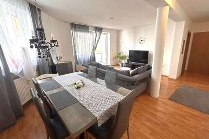 Wohnung zum Kaufen in Weiden in der Oberpfalz 227.900,00 € 82 m²