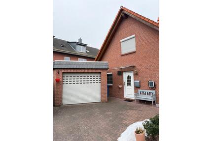 Reihenendhaus mit Garage in bevorzugter Lage in Weyhausen