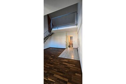 Zentrale Maisonette in Bretten: 73m², offener Wohnbereich