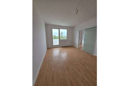 Wohnung zum Mieten in Schwerin 349,00 € 47 m²