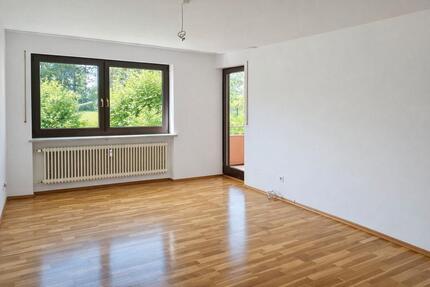 Helle 4 Zimmer Wohnung mit Südbalkon, TG Stellplatz – sofort frei - Freising Am Vogelherd