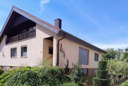 Großzügiger Wohntraum mit Potenzial: 7 Zimmer und unverbaubare Sicht in Wörth-Schaidt! - Wörth am Rhein