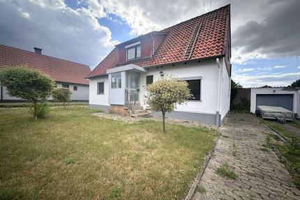 Einfamilienhaus mit Garten und Garage - Lengede