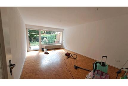 WG Zimmer in 3er WG mit Garten - 860,00&nbsp;EUR Kaltmiete, ca.&nbsp; 23,00&nbsp;m&sup2; in München (PLZ: 81549) Ramersdorf-Perlach