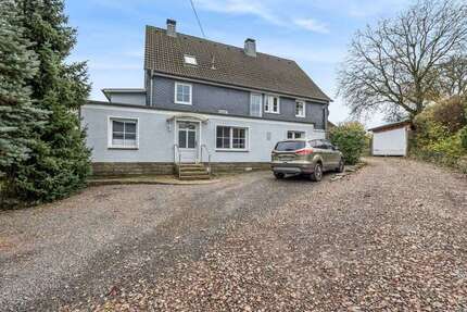 Haus zum Kaufen in Lindlar 657.000,00 € 185 m²