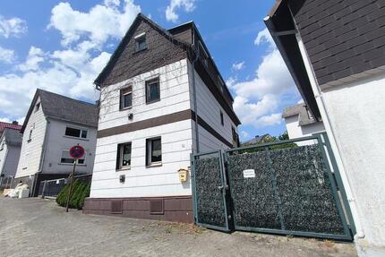 Einfamilienhaus - 188.000,00&nbsp;EUR Kaufpreis, ca.&nbsp; 110,00&nbsp;m&sup2; in Neu-Anspach (PLZ: 61267)