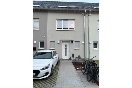 Reihenhaus in Waldstadt - 350.000,00&nbsp;EUR Kaufpreis, ca.&nbsp; 135,00&nbsp;m&sup2; in Zossen (PLZ: 15806)