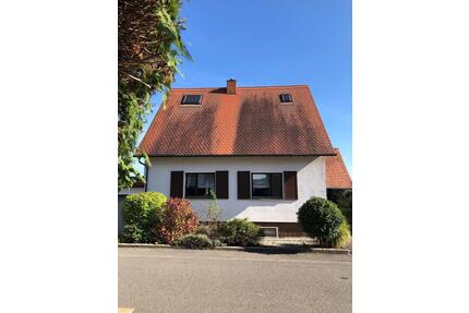 Gemütliches EFH mit traumhaftem Fernblick in Heusweiler Kutzhof