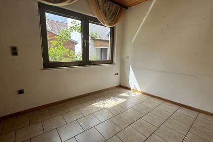 Haus zum Kaufen in Würzburg 399.000,00 € 158 m²