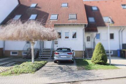 Familienfreundliche 5 Zimmer mit Terrasse und Gartenanteil - Sofort Bezugsfrei - Leuna Kötschlitz