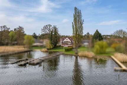 Haus zum Kaufen in Königs Wusterhausen 2.100.000,00 € 250 m²