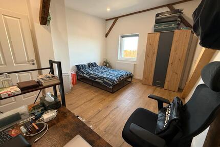 Zimmer in 3er WG - 700,00&nbsp;EUR Kaltmiete, ca.&nbsp; 90,00&nbsp;m&sup2; in Berlin (PLZ: 13359) Mitte