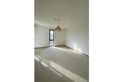 Charmante 3,5-Zimmer-Wohnung mit Balkon und Tiefgaragenstellplatz in Kehl-Sundheim