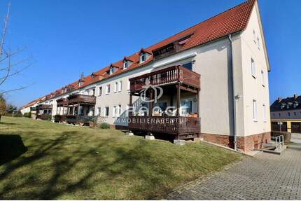 *** Leerstehende, helle 4-Zimmer-Wohnung mit Südbalkon, Stellplatz und Gestaltungspotenzial *** - Tröglitz