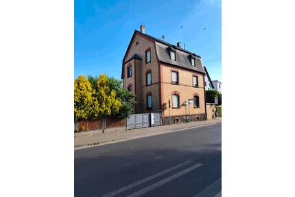 Mehrfamilienhaus in Maintal - 779.000,00&nbsp;EUR Kaufpreis, ca.&nbsp; 277,00&nbsp;m&sup2; in Maintal (PLZ: 63477)
