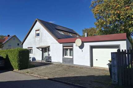 Haus zum Kaufen in Höchheim 220.000,00 € 151.5 m²