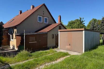 Doppelhaushälfte mit Garage und Garten - Eisenberg