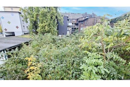 Grundstück mit Garagenhof - 1.000,00&nbsp;EUR Kaltmiete, ca.&nbsp; 0,00&nbsp;m&sup2; in Duisburg (PLZ: 47169) Hamborn
