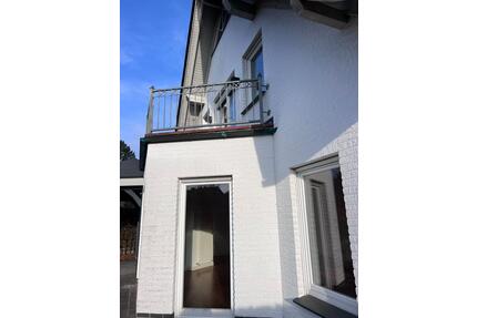 Helle 3-Zimmer-Wohnung mit Balkon & Stellplatz – ca. 115 m2 - Vechta