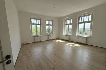Wohnung zum Mieten in Plauen 595,00 € 105 m²