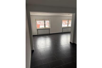 Großzügig 3,5 Zimmerwohnung mit Balkon & Garten - Niederzell - Schlüchtern