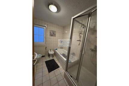 Vermietete 4 Zi ETW im 2 Stock mit Balkon - Bad Zwesten