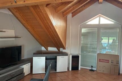 Dachgeschosswohnung zu vermieten - Moos