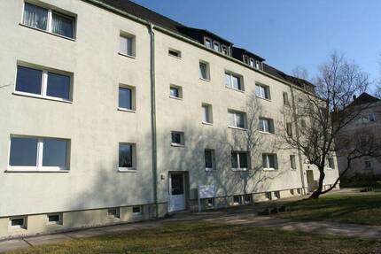 DACHGESCHOSSWOHNUNG in beliebter LAGE - Borsdorf