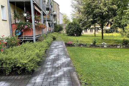 Wohnung zum Mieten in Duisburg 400,00 € 50.51 m²