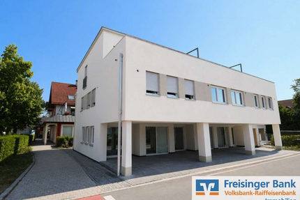 Haus zum Mieten in Hallbergmoos 2.340,00 € 129.99 m²