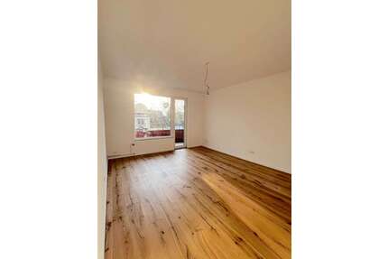 Wohnung zum Mieten in Frankfurt am Main 895,00 € 58 m²